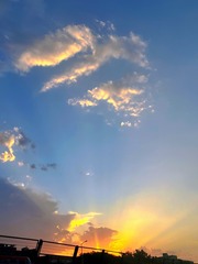 B0670976-2FF0-405D-BBFB-9DF9EC8F3536/L0/001