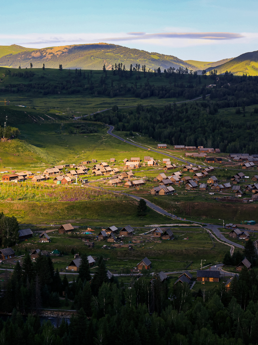 夏季的禾木村如入仙境