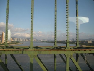 03D77E51-A1DF-471E-AABD-94B2769CD196/L0/001