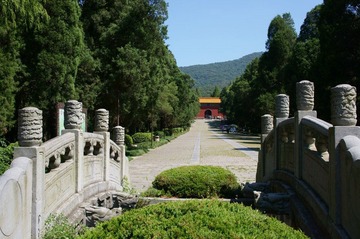 孝陵 桥.JPG
