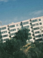 982131