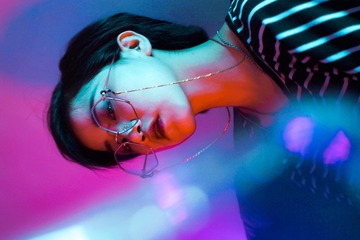 001