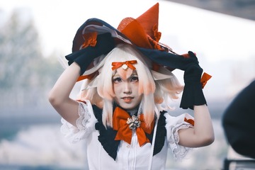 001