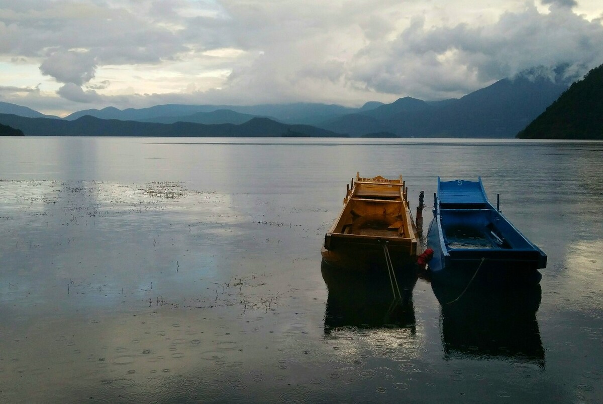 泸沽湖