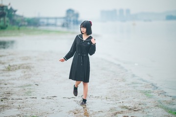 001