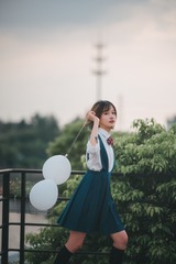 001