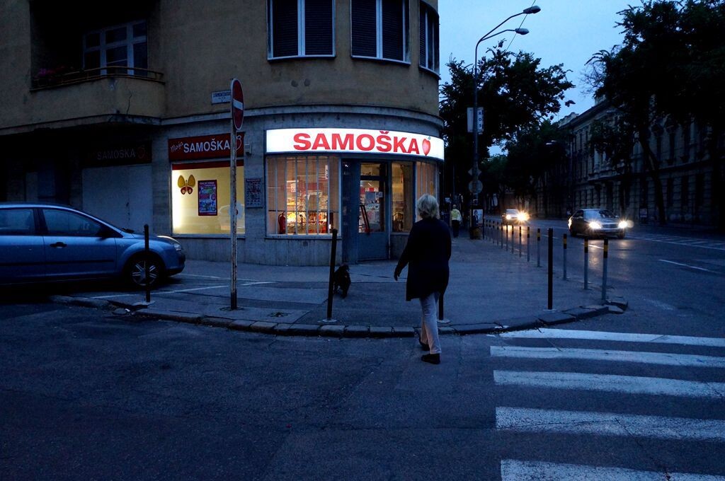 日夜便利小店