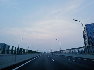 0EDA6E92-10CC-4EE3-931F-50856F645FCC/L0/001