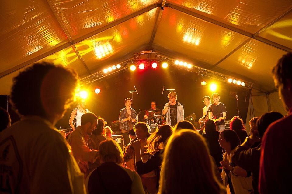 Live Concert<br />
