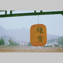 957566