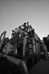 57607