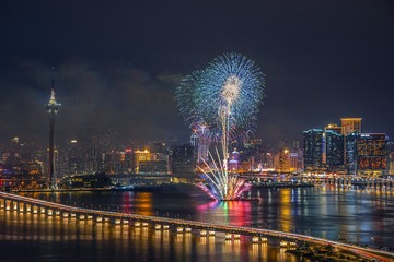 8705-8708