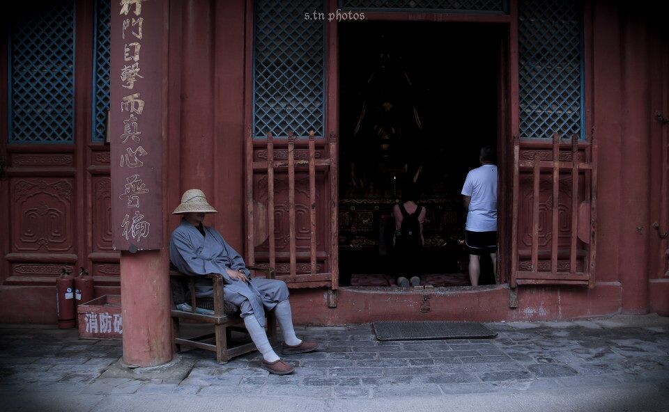 显通寺<br />
时间可以随性