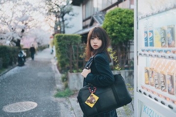 B39412AD-9E7C-495B-8A4C-F8ACBEB9E47B/L0/001