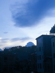 586498