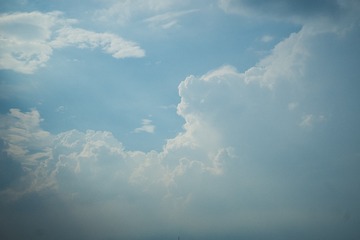 E6B9E4E4-C92D-4FD9-B821-6E1FB3F6C611/L0/001