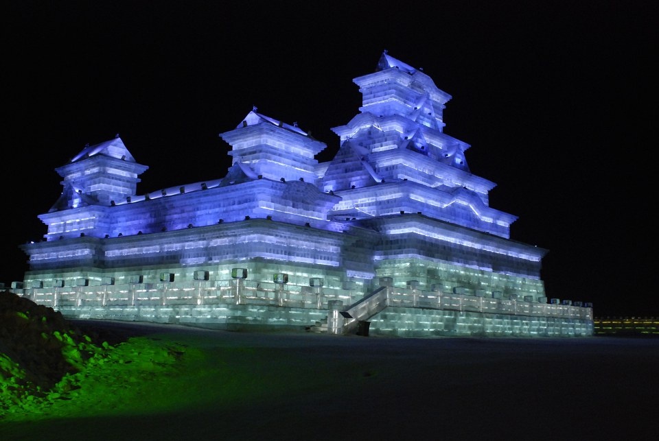 广寒宫 br /> 高处不胜寒