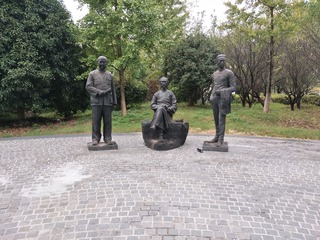 1957