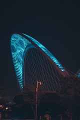 105350