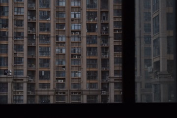 F5DF0E24-1412-46FD-99C6-848EF7DE24C3/L0/001