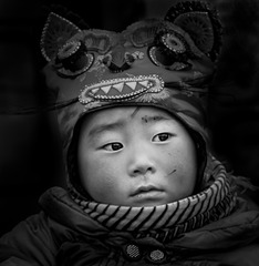 妞