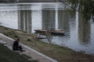 8FC37379-F0A2-443D-97BB-BAEEA8DD849B/L0/001