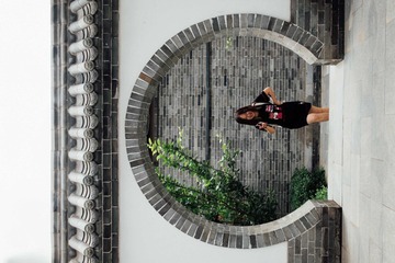 001