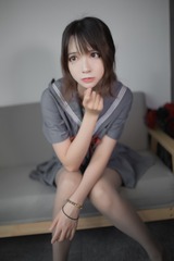 98F15AAF-5E36-4771-A3D4-14AAA8811AAD/L0/001