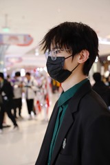 B215DF2A-9030-493D-9F6A-64A8F5469405/L0/001