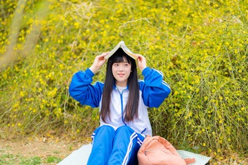 001