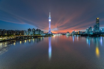 2088136
