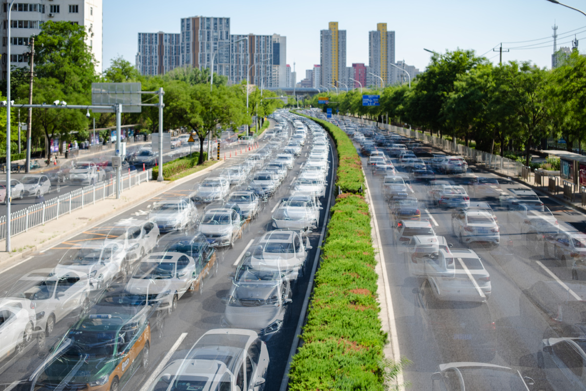 帝都奔流通过多重曝光展现二环路的滚滚车流