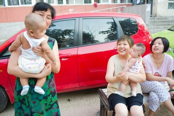 佑佑六个月20120715480.JPG