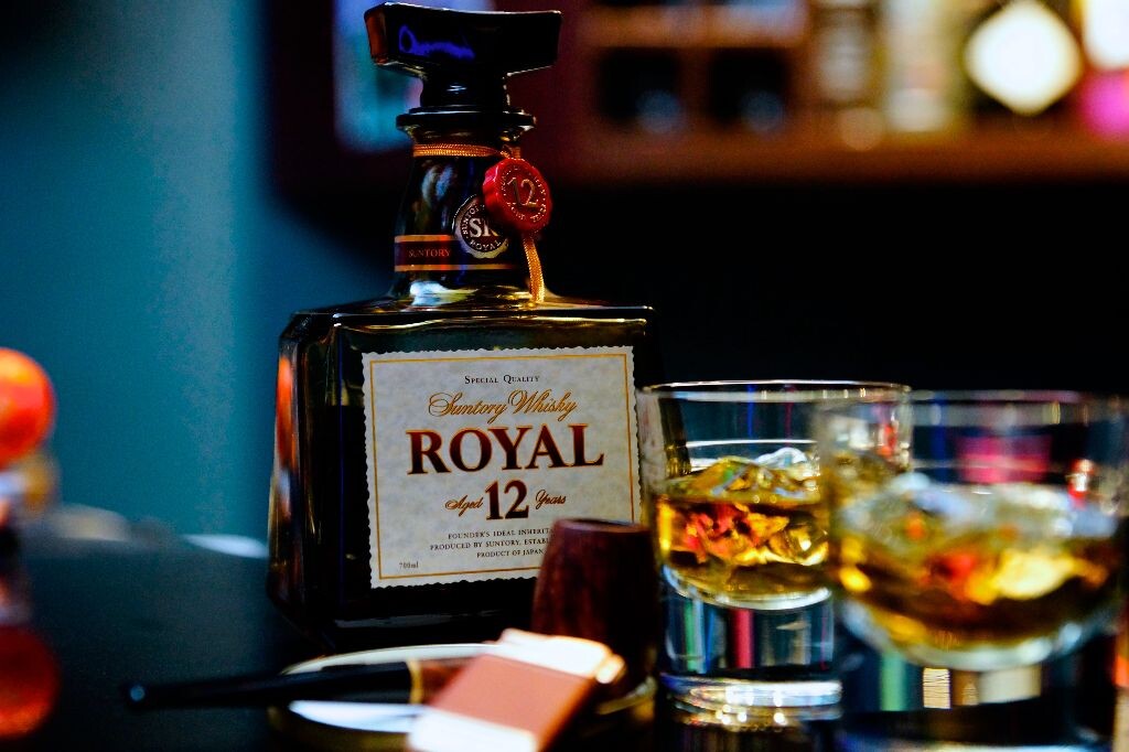 ROYAL<br />
