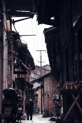 01C920BF-5B46-4BF4-85B0-7795A25C2D93/L0/001