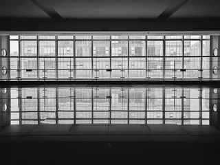 1000200329