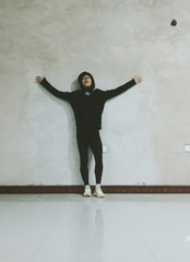 001