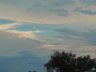 2588459