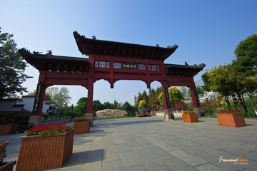 秦淮河畔的东水关，我们的旅行从这里开始。