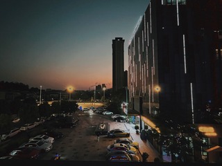 8F5A8451-11D8-47E5-8DA5-F9AC78A89DED/L0/001