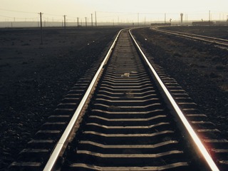 931878