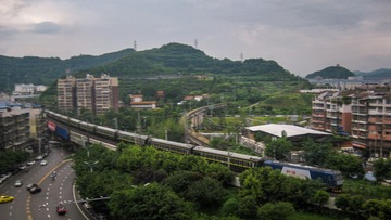 2013742