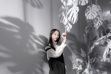 001