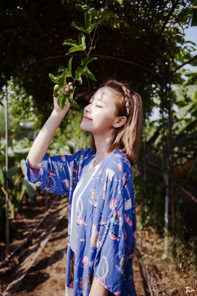 盛夏x蓝天。<br />
有时候我也想快乐来的容易;<br />
并不是所有的人都会理解你的初衷;<br />
就连当初最了解你的人。