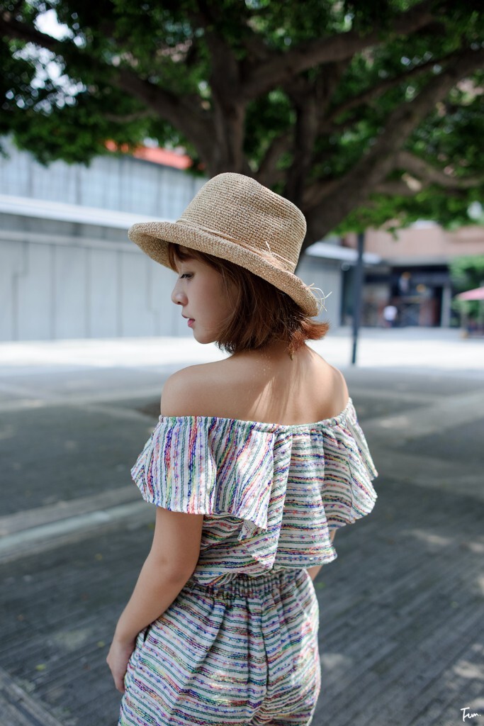 Summer day.<br />
#Funzi人像写真#<br />
出境：Karen<br />
摄影&amp;后期：Funzi