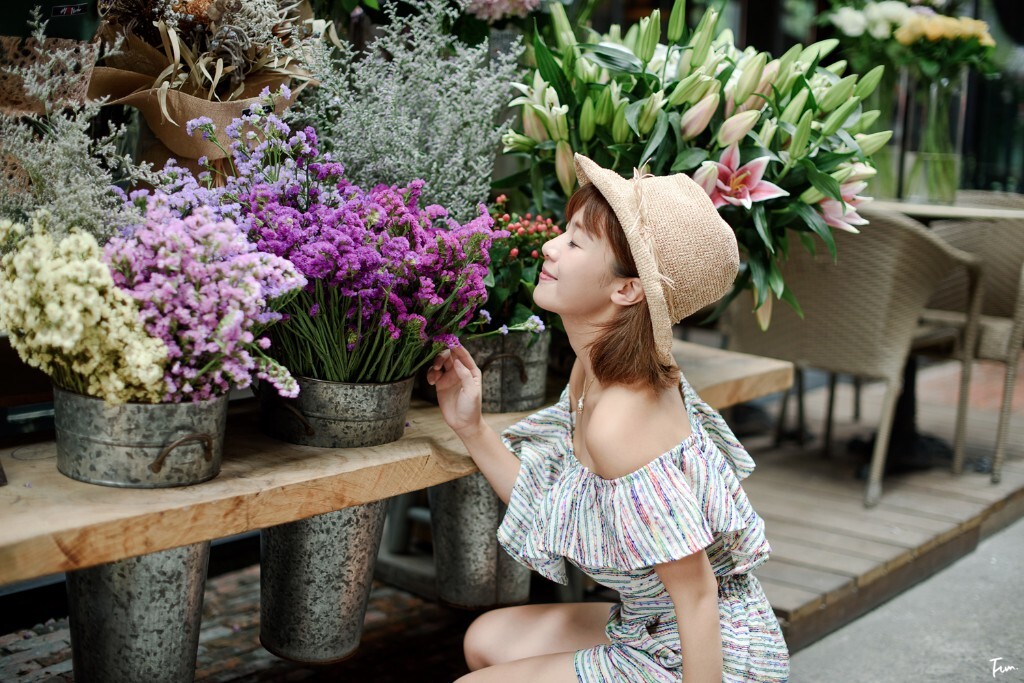 Summer day.<br />
#Funzi人像写真#<br />
出境：Karen<br />
摄影&amp;后期：Funzi