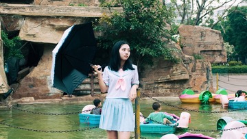 001
