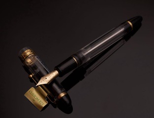 421911