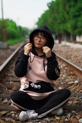 001