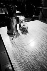 R0011223